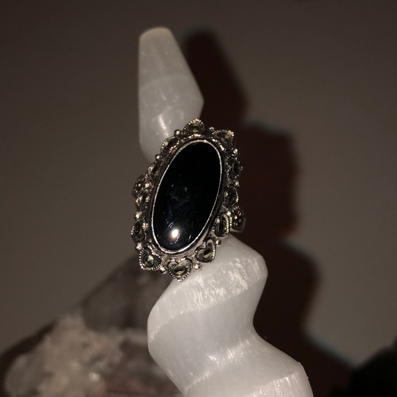 Black Onyx Crystal Ring - Picture 5 of 7